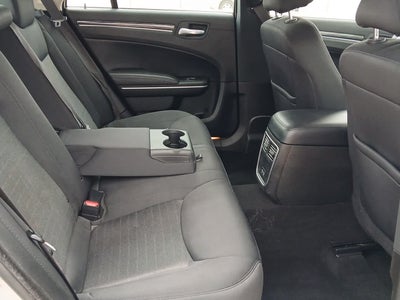 2022 Chrysler 300 Touring