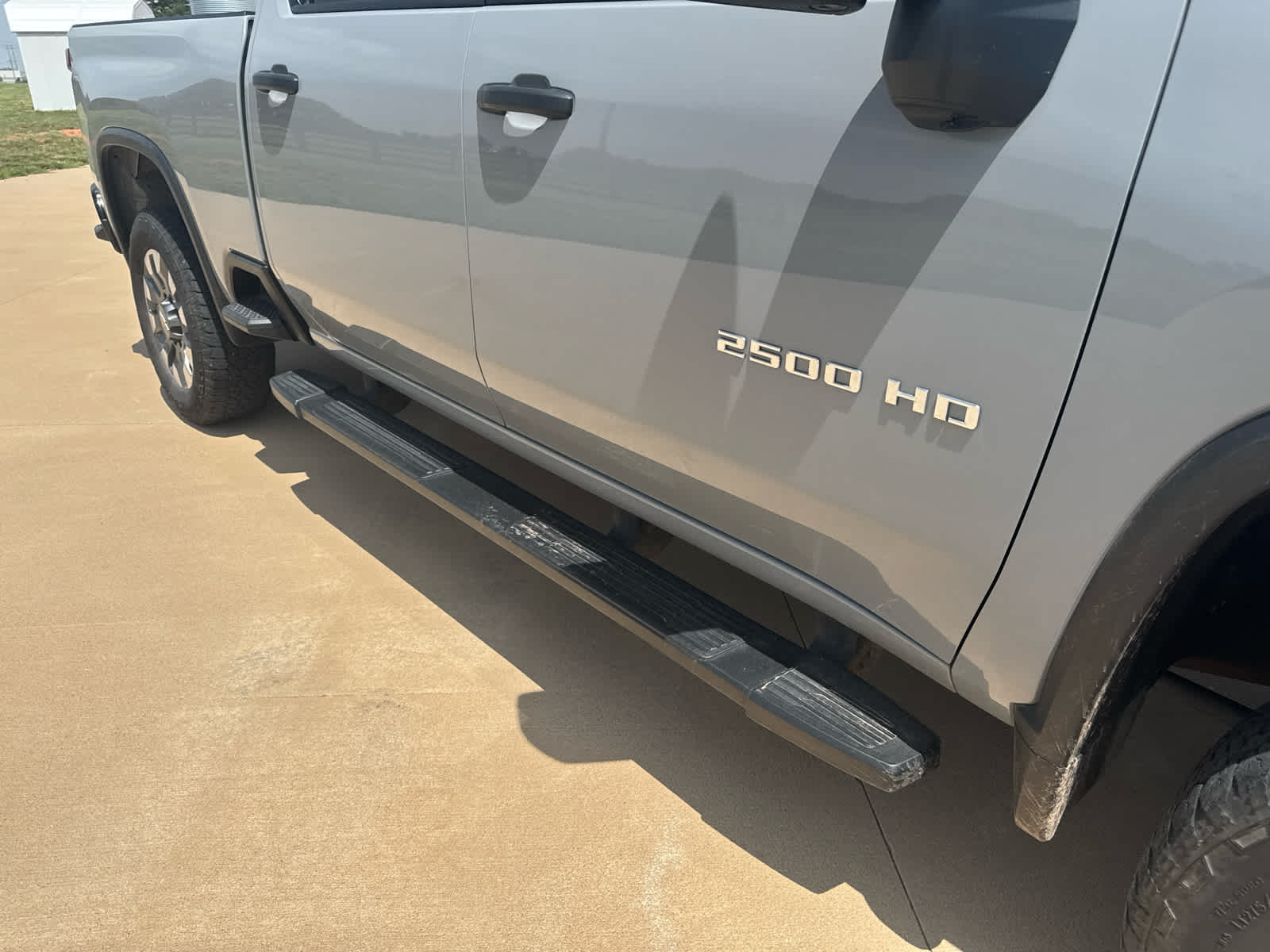 2024 Chevrolet Silverado 2500HD 4WD Crew Cab Standard Bed Custom