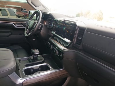2023 Chevrolet Silverado 1500 4WD Crew Cab Short Bed RST