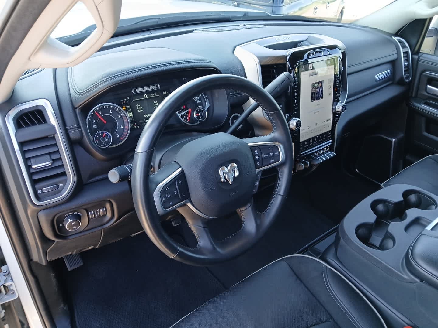 2024 RAM Ram 2500 Laramie Crew Cab 4x4 6'4' Box