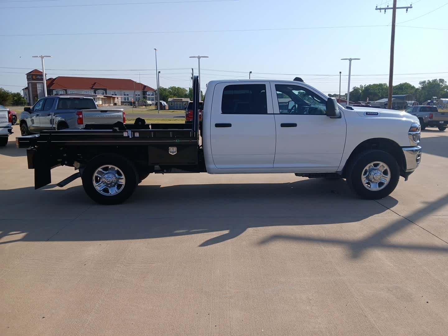2025 RAM 3500 Tradesman Crew Cab 4x4 8' Box