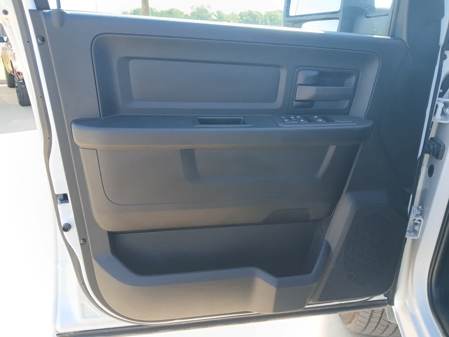 2025 RAM 3500 Tradesman Crew Cab 4x4 8' Box