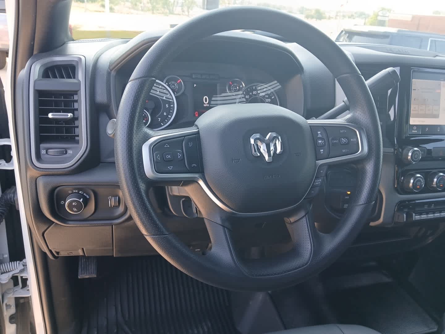 2025 RAM 3500 Tradesman Crew Cab 4x4 8' Box