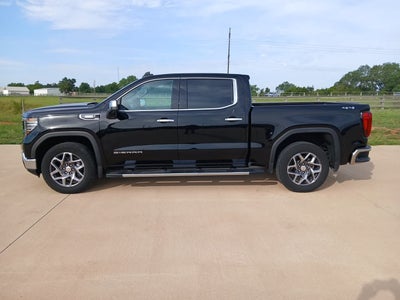 2024 GMC Sierra 1500 4WD Crew Cab Short Box SLT