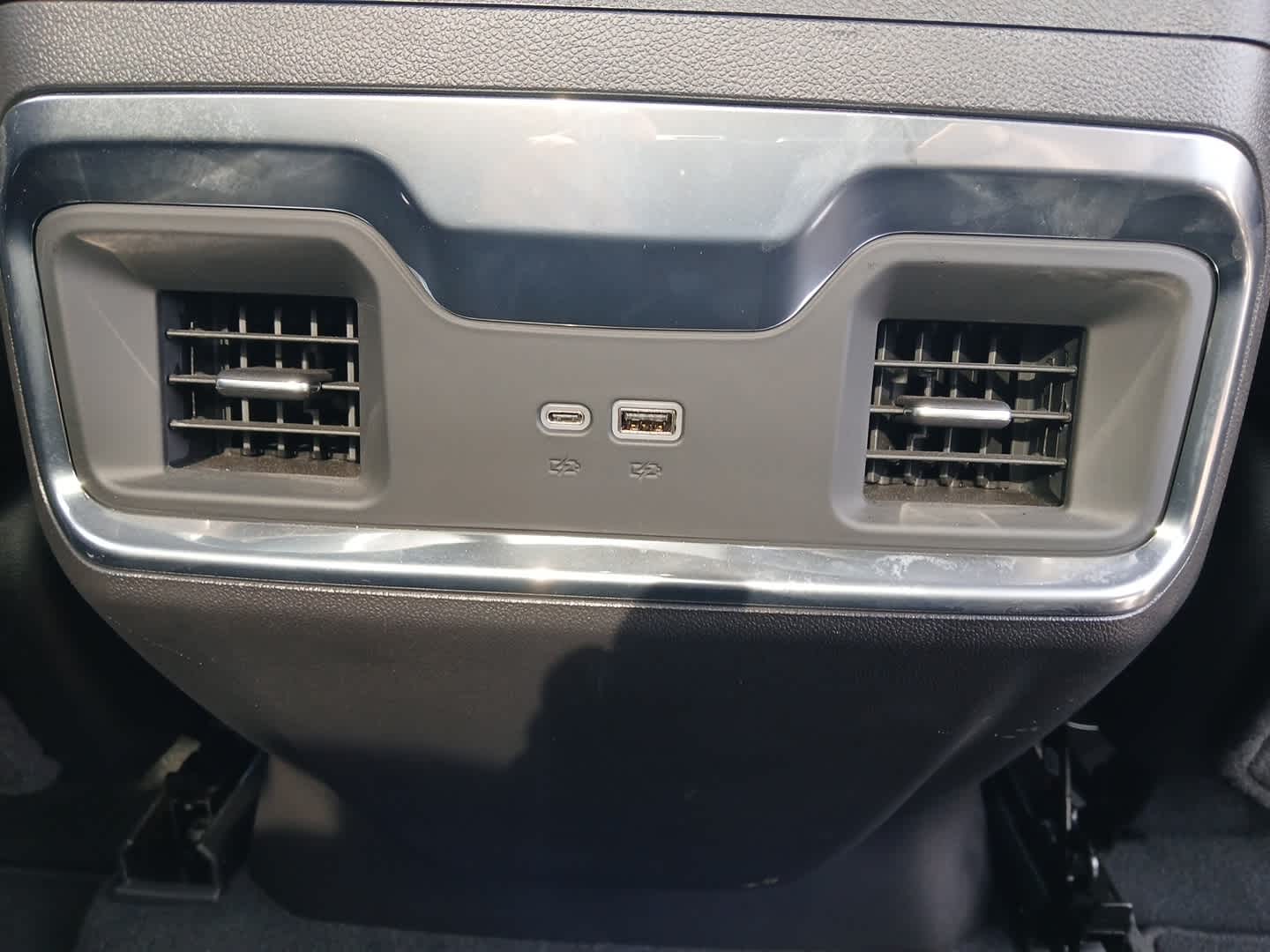 2024 GMC Sierra 1500 4WD Crew Cab Short Box SLT