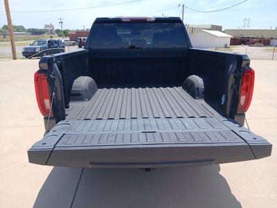 2022 GMC Sierra 1500 4WD Crew Cab Short Box SLT