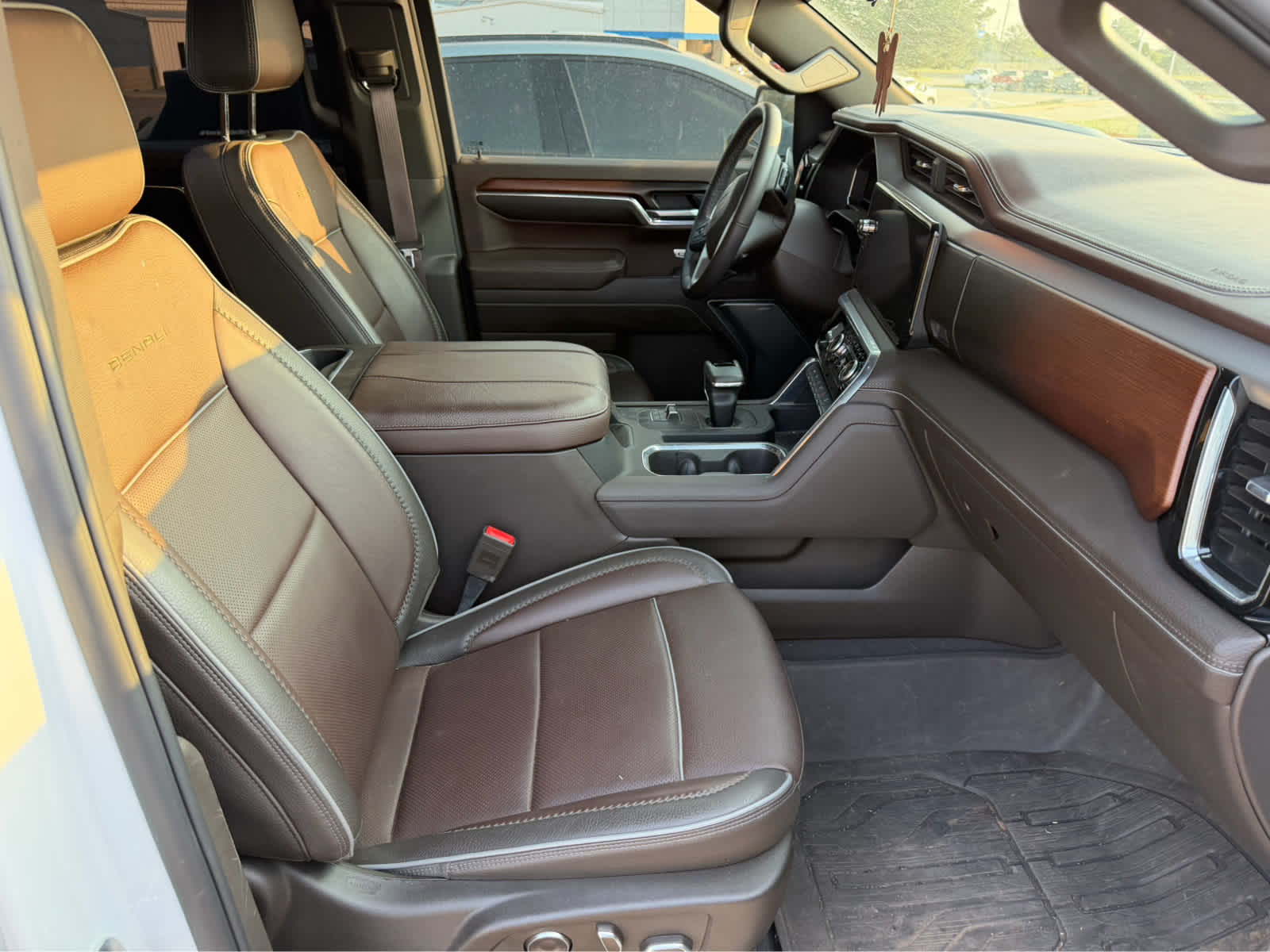 2025 GMC Sierra 1500 4WD Crew Cab Short Box Denali
