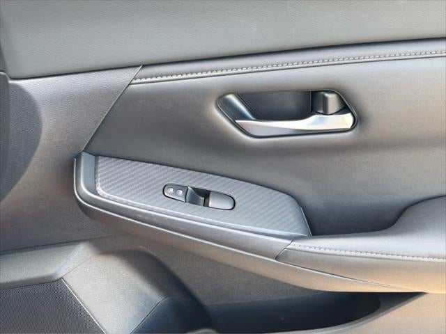 2022 Nissan Sentra SV Xtronic CVT