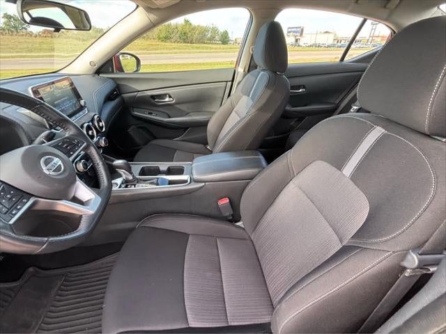 2022 Nissan Sentra SV Xtronic CVT
