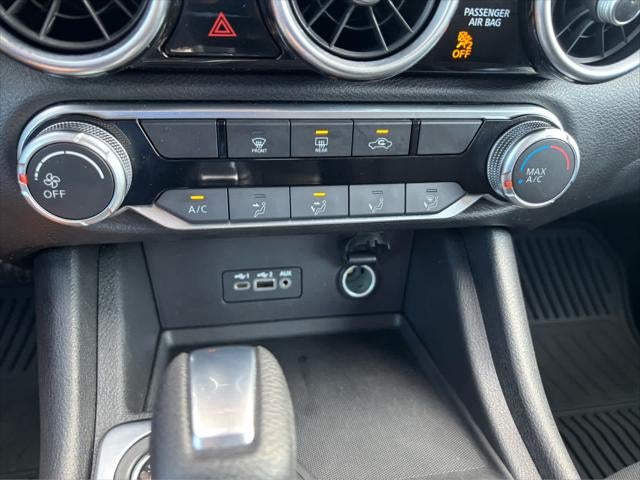 2022 Nissan Sentra SV Xtronic CVT