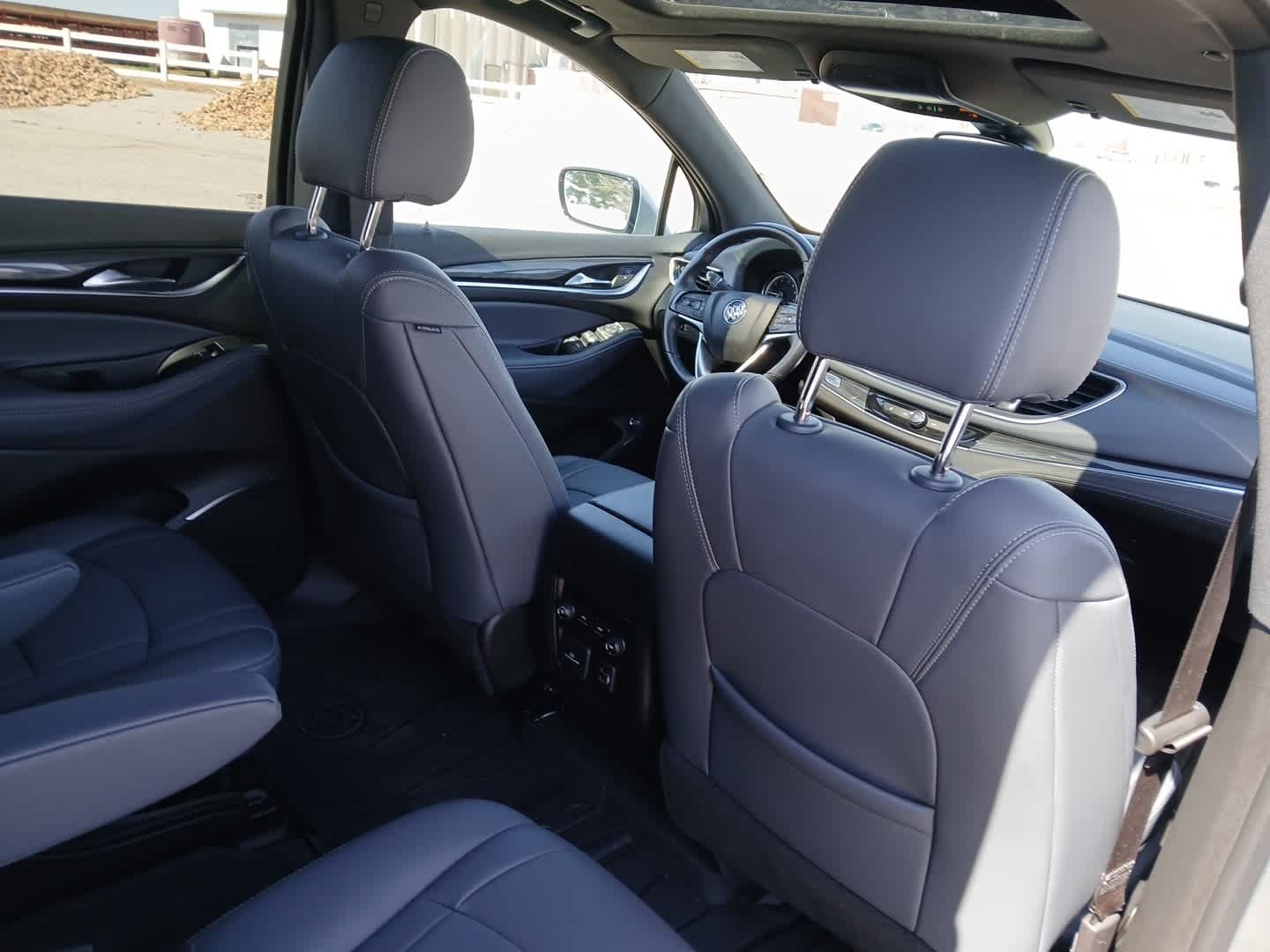 2023 Buick Enclave Essence AWD