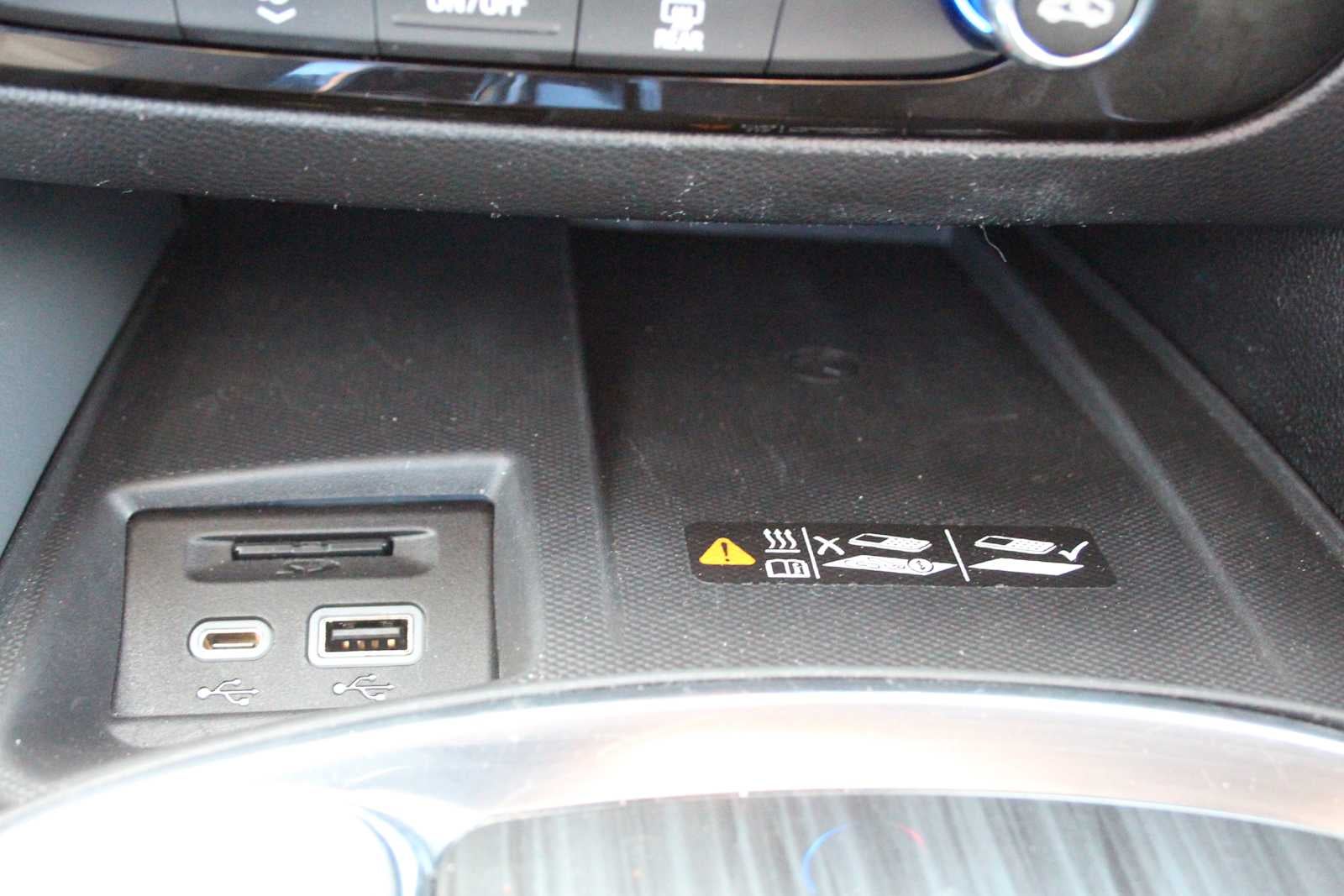 2023 Buick Enclave Essence AWD