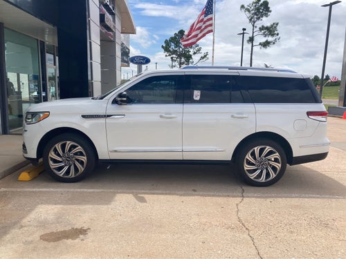 2024 Lincoln Navigator Reserve