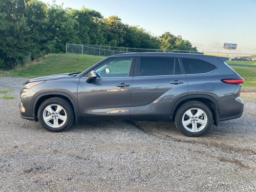 2023 Toyota Highlander LE