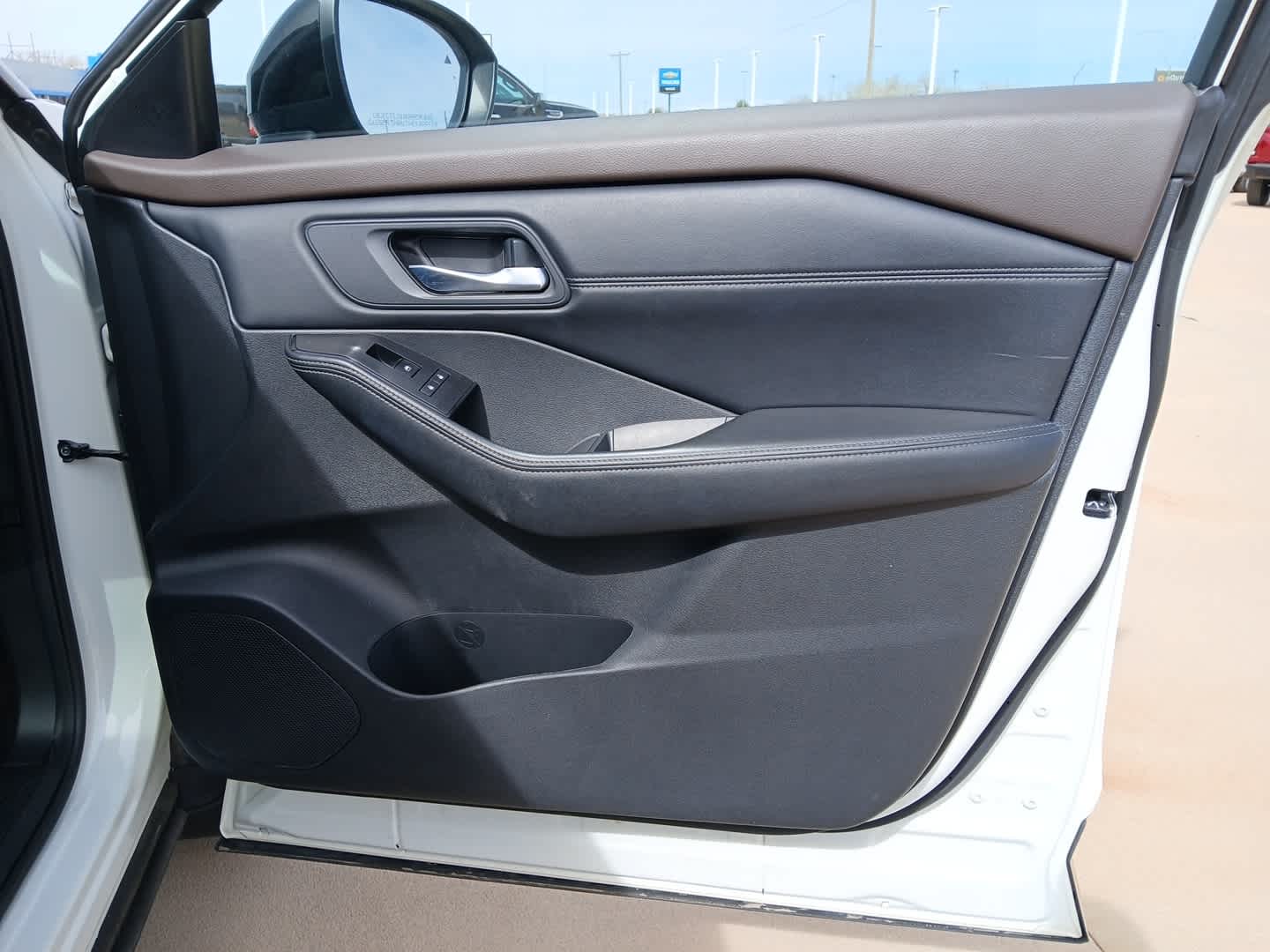 2023 Nissan Rogue SV FWD