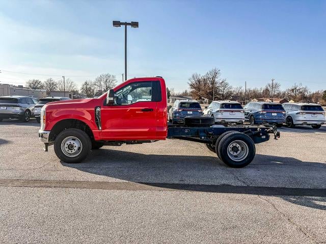 2025 Ford Super Duty F-350 DRW XL