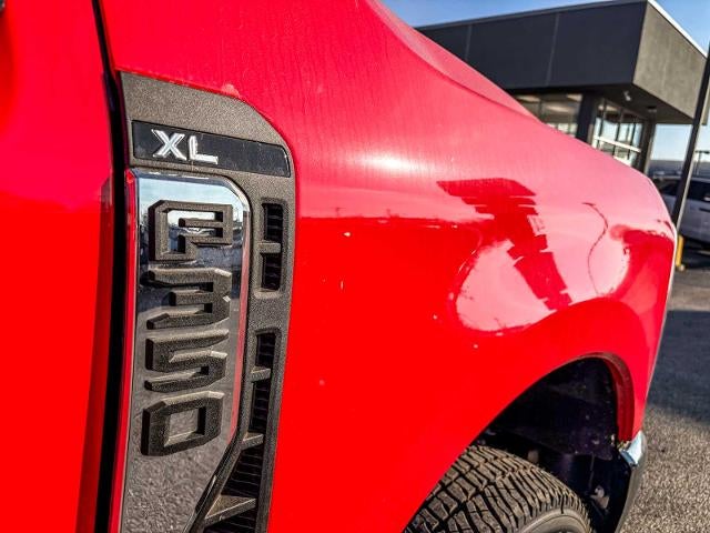 2025 Ford Super Duty F-350 DRW XL