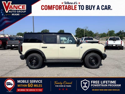 2026 Ford Bronco Outer Banks