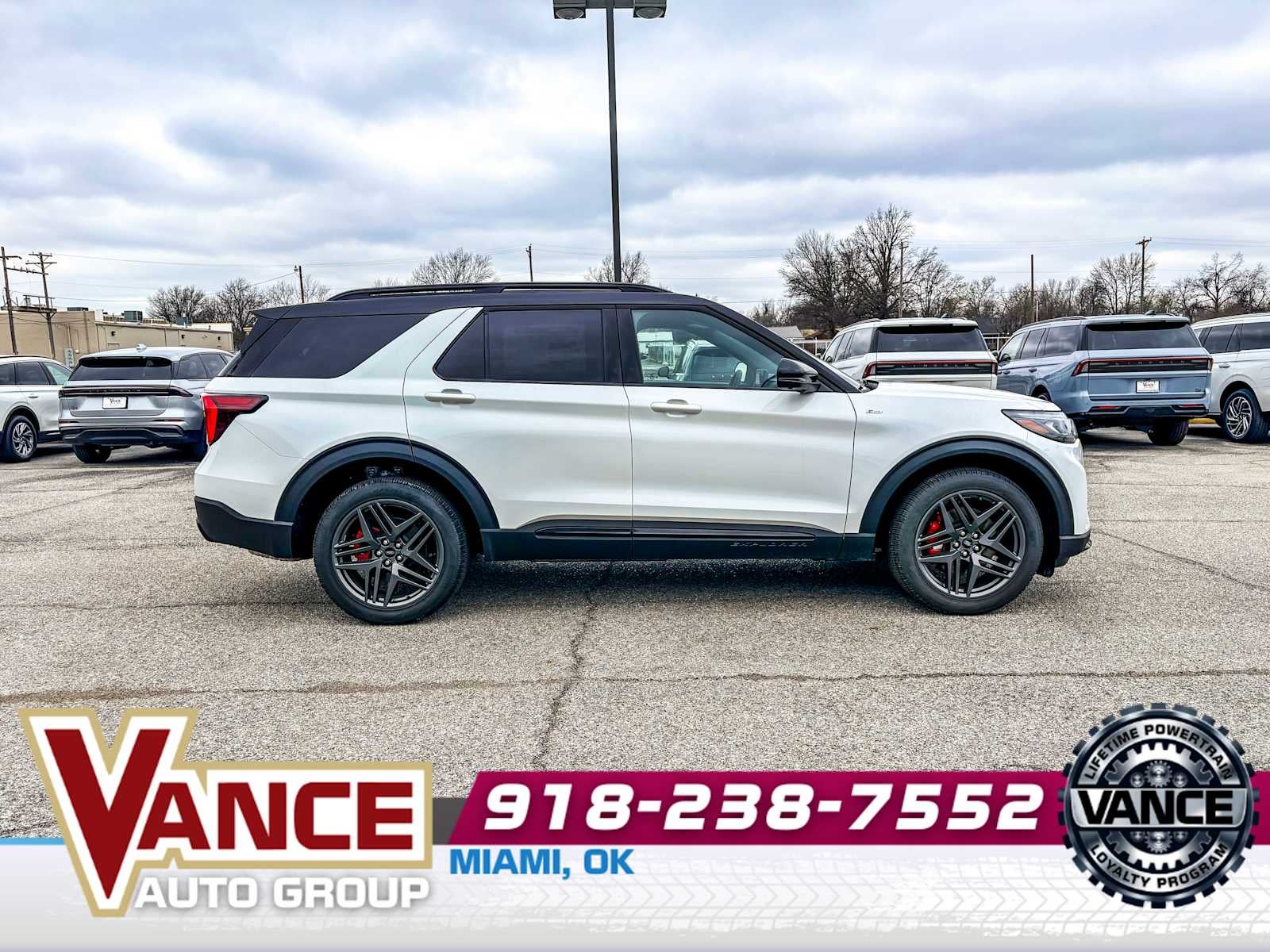 2025 Ford Explorer ST-Line