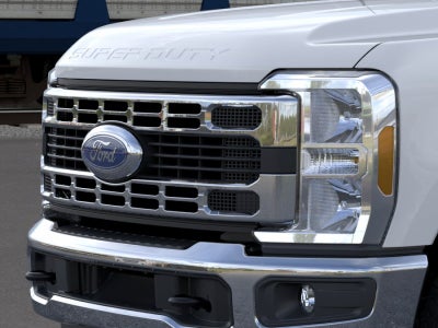 2026 Ford Super Duty F-350 DRW Pickup XLT