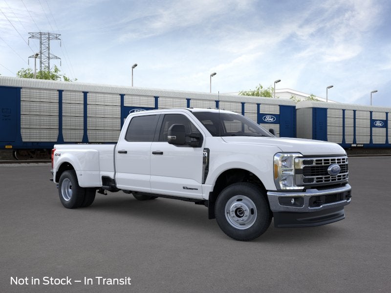 2026 Ford Super Duty F-350 DRW Pickup XLT