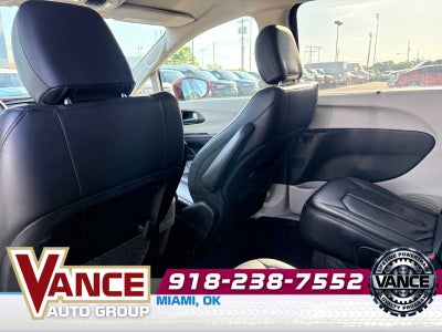 2018 Chrysler Pacifica Touring L