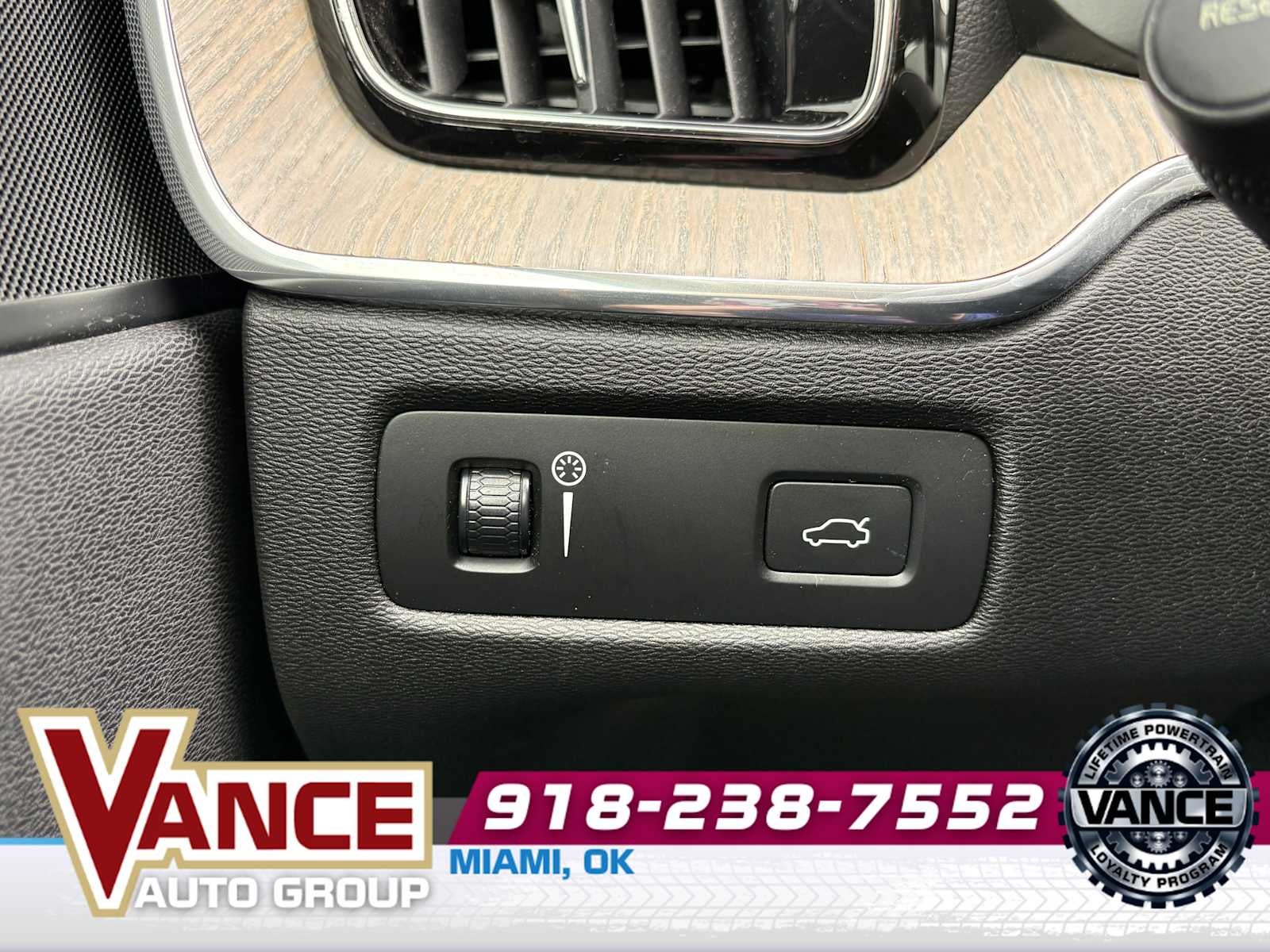 2018 Volvo XC60 Inscription