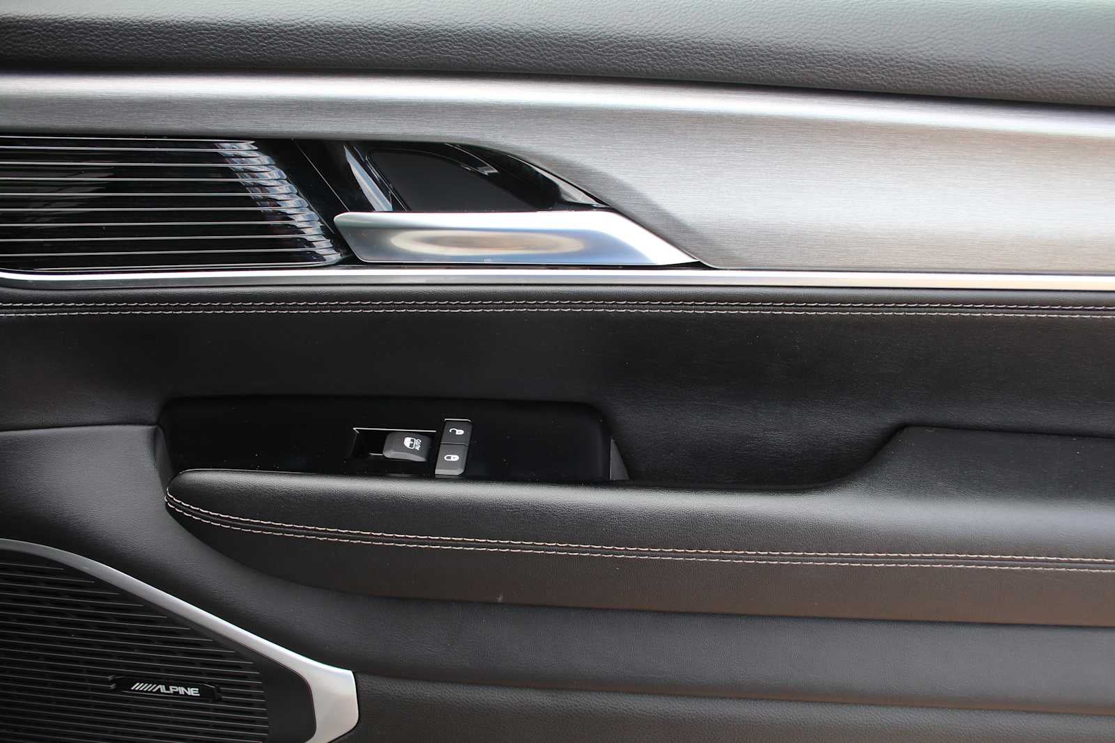 2023 Jeep Wagoneer Series II Carbide
