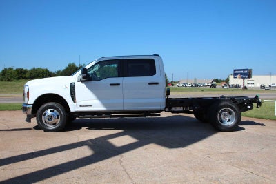 2026 Ford Super Duty F-350 DRW Chassis Cab XL