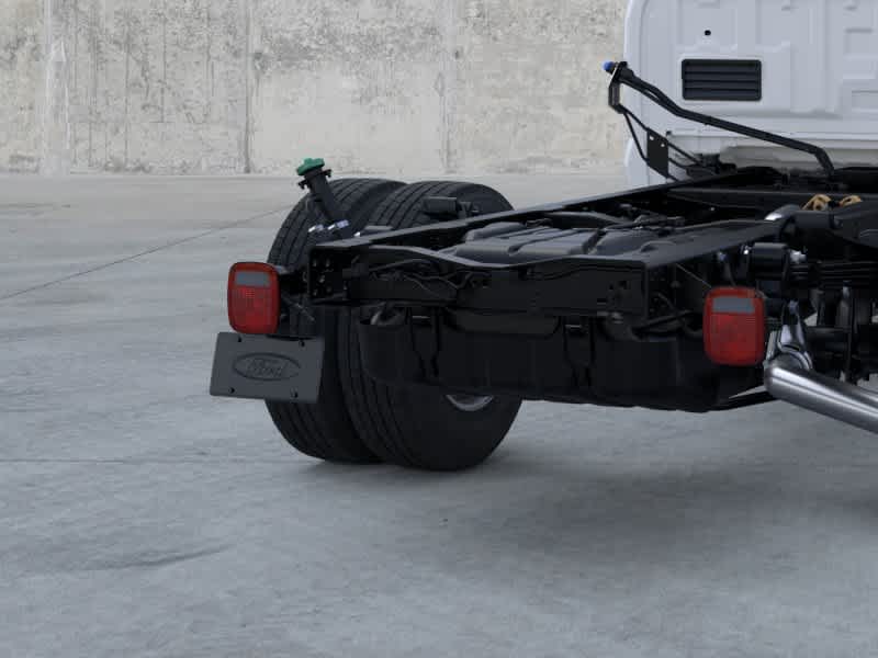 2026 Ford Super Duty F-350 DRW Chassis Cab XL