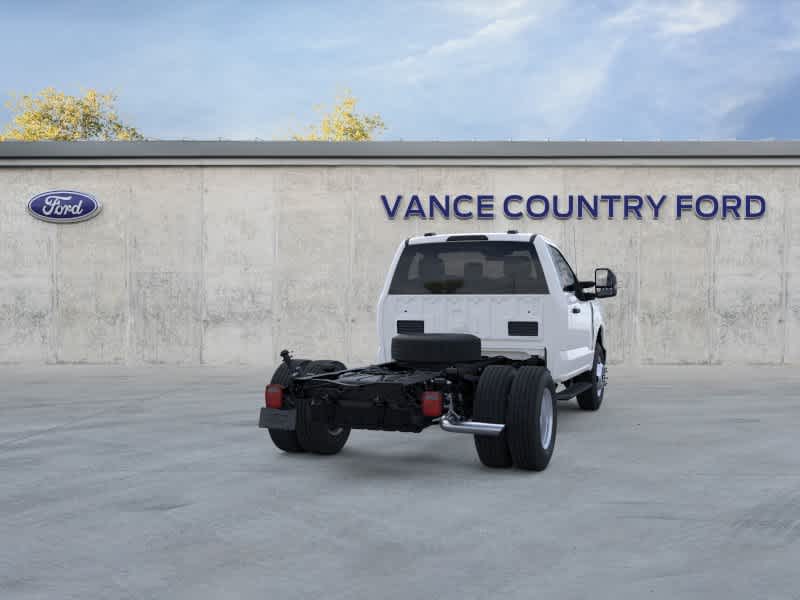2026 Ford Super Duty F-350 DRW XL
