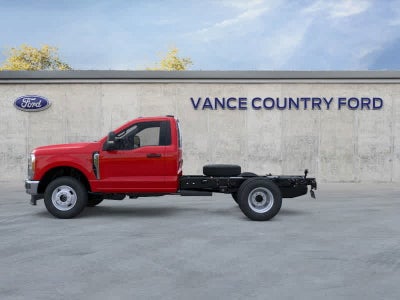 2025 Ford Super Duty F-350 DRW Base