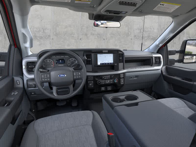 2025 Ford Super Duty F-350 DRW Base