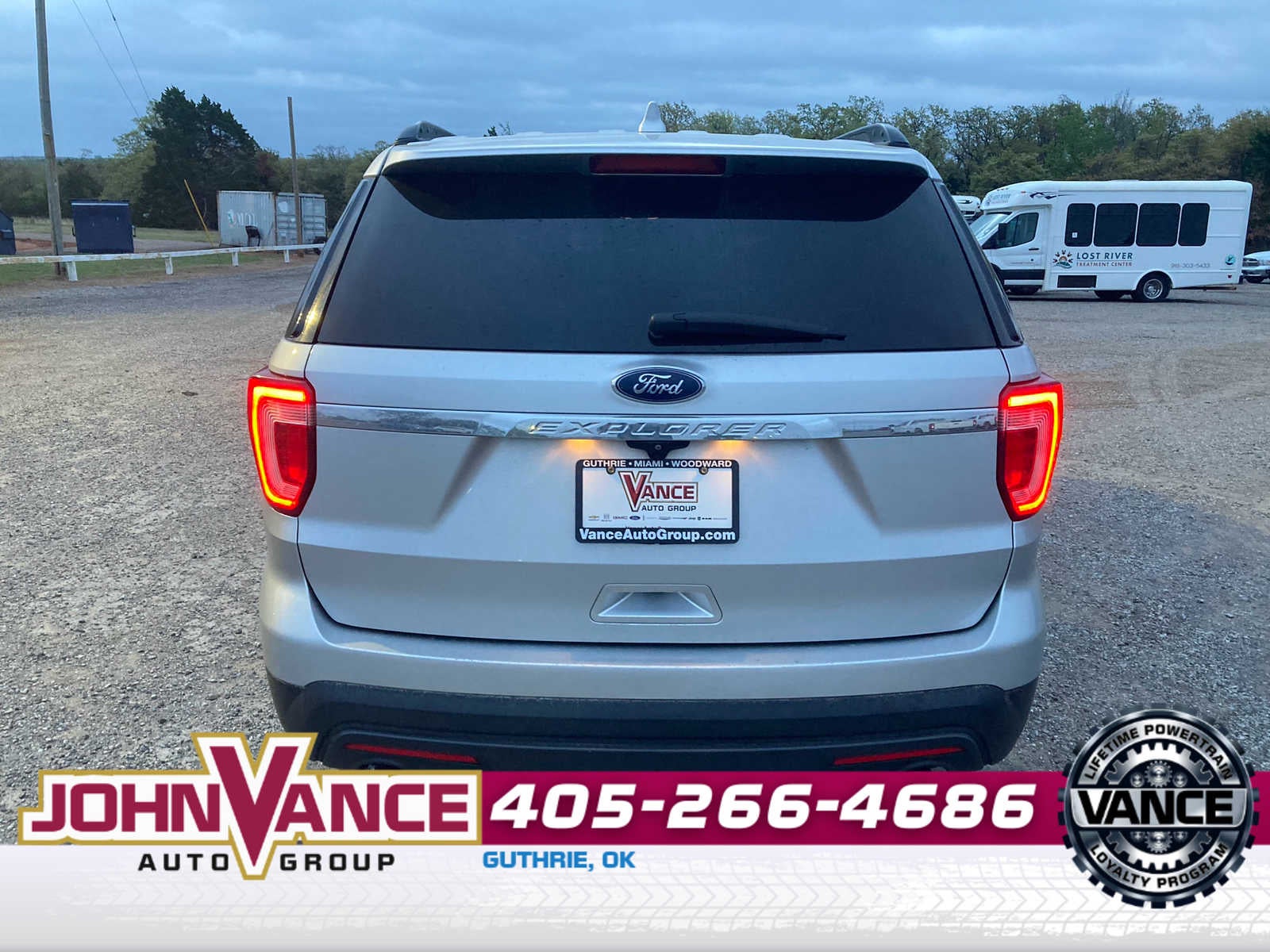 2017 Ford Explorer Base