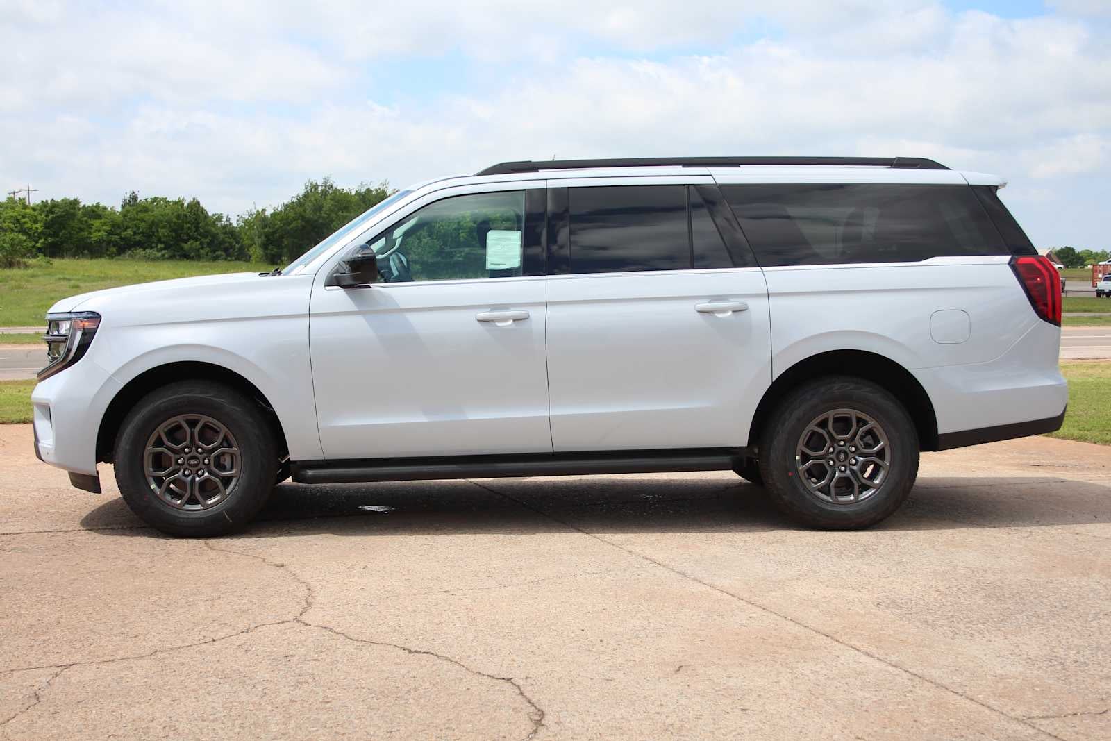 2026 Ford Expedition Max Active