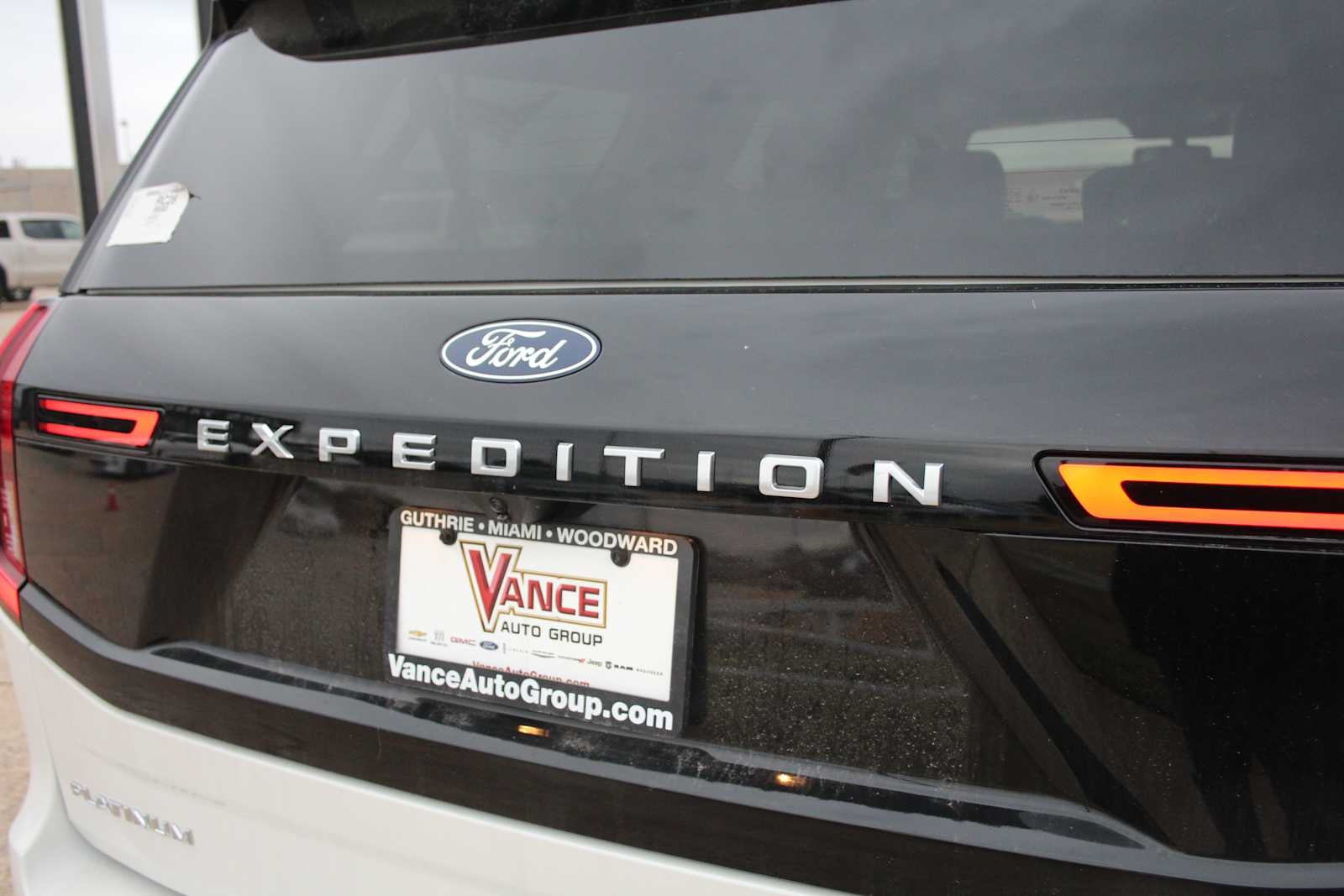 2025 Ford Expedition Max Platinum