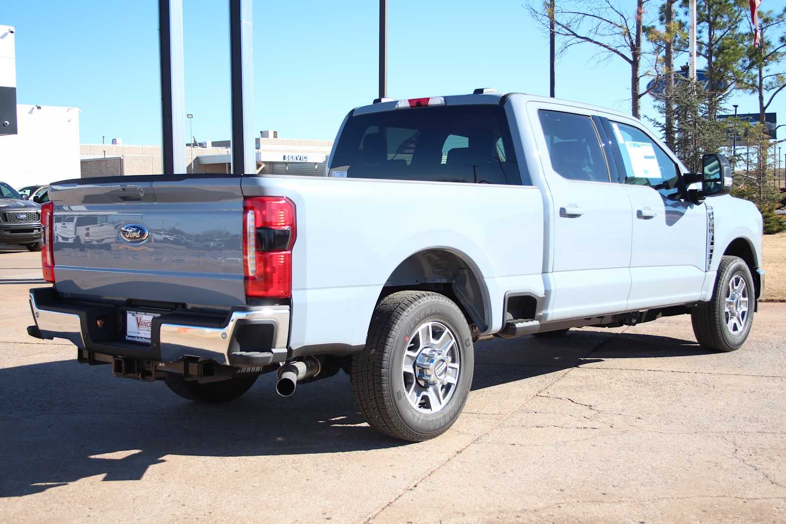 2026 Ford Super Duty F-350 SRW LARIAT