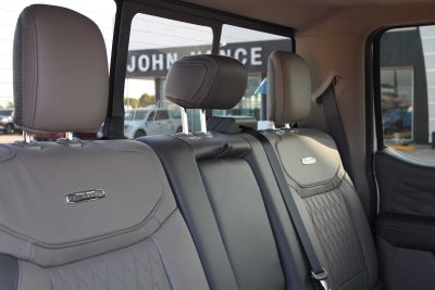 2026 Ford Super Duty F-350 DRW Pickup Platinum