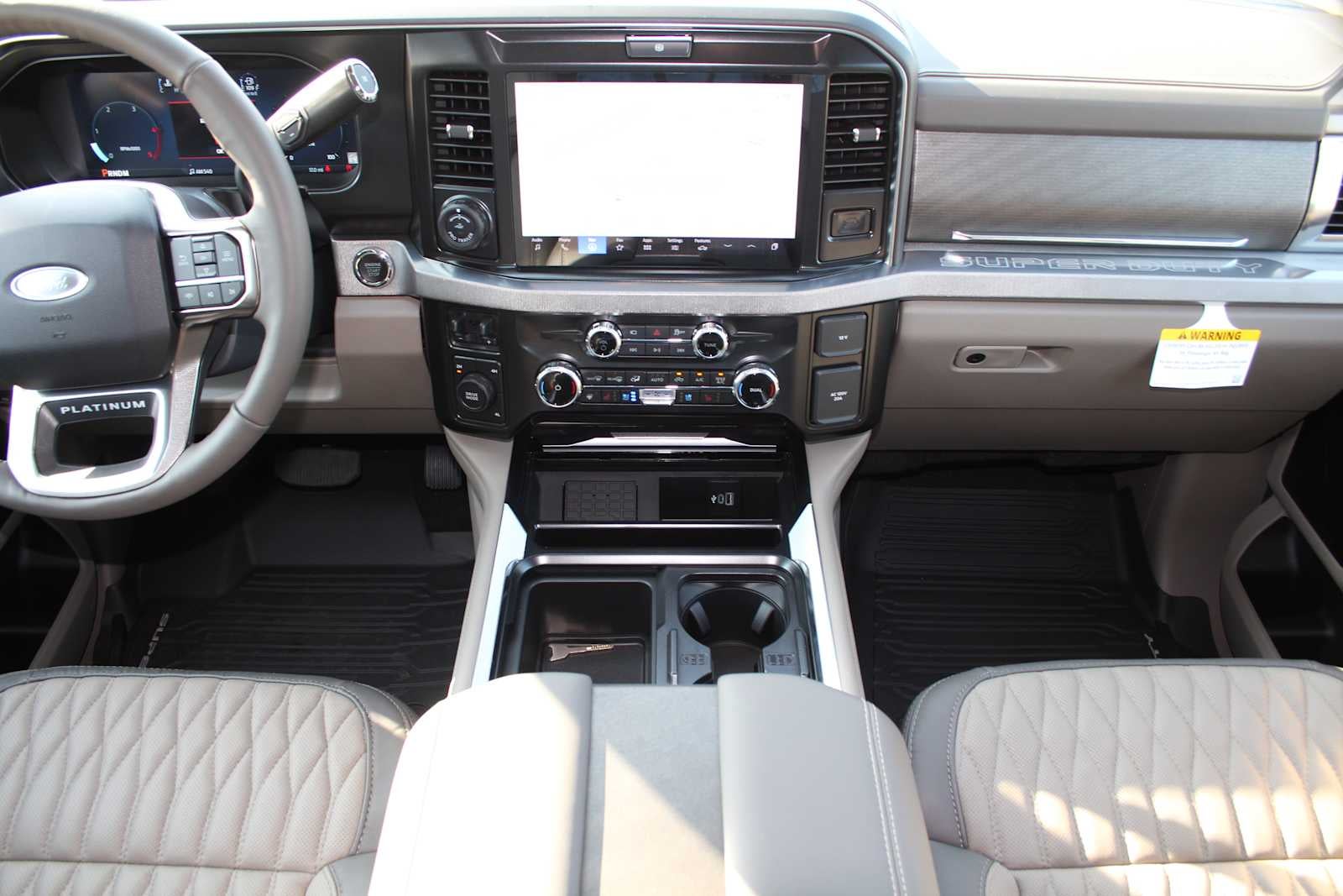 2026 Ford Super Duty F-350 DRW Pickup Platinum