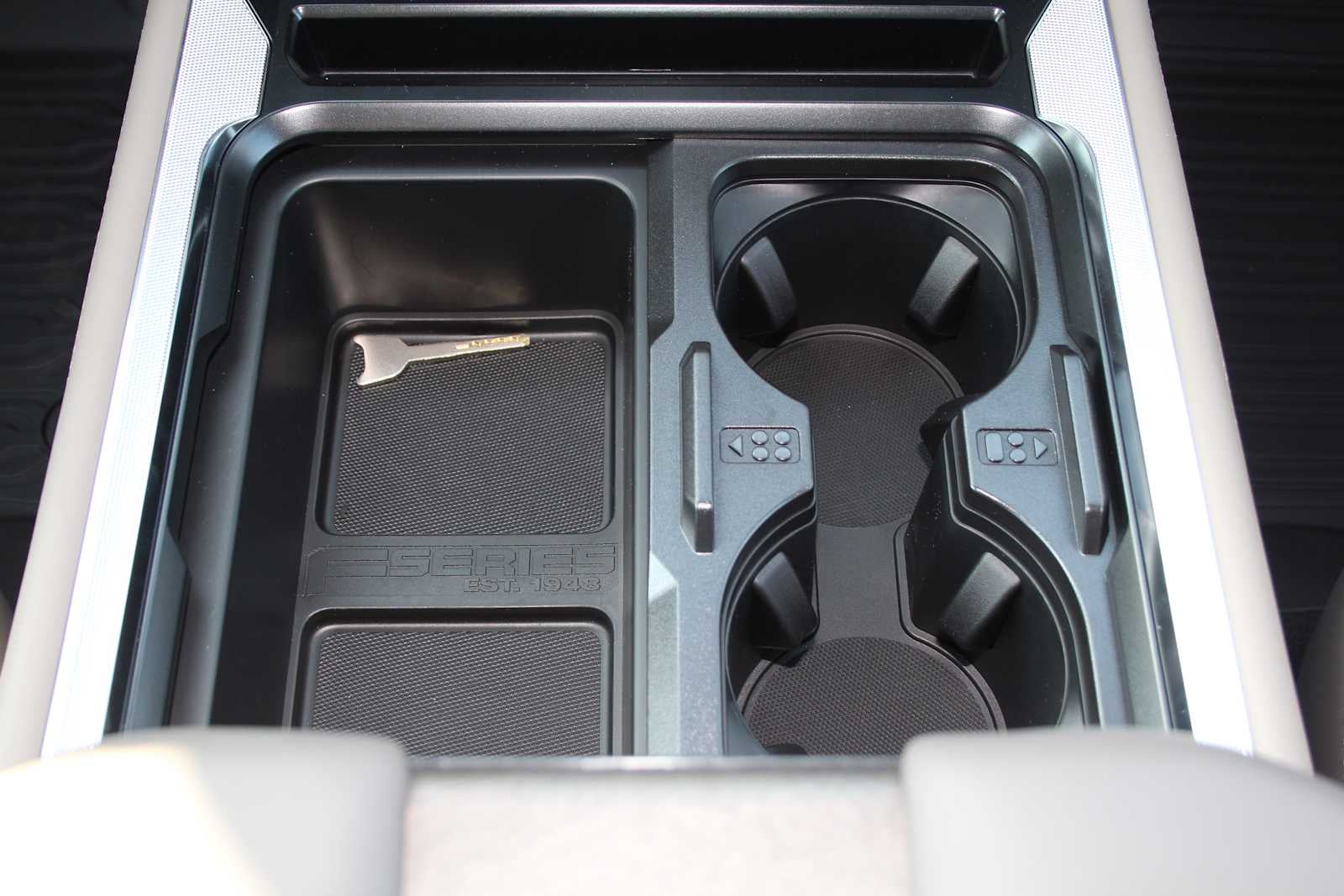 2026 Ford Super Duty F-350 DRW Pickup Platinum