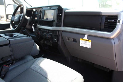 2026 Ford Super Duty F-350 DRW Pickup XLT