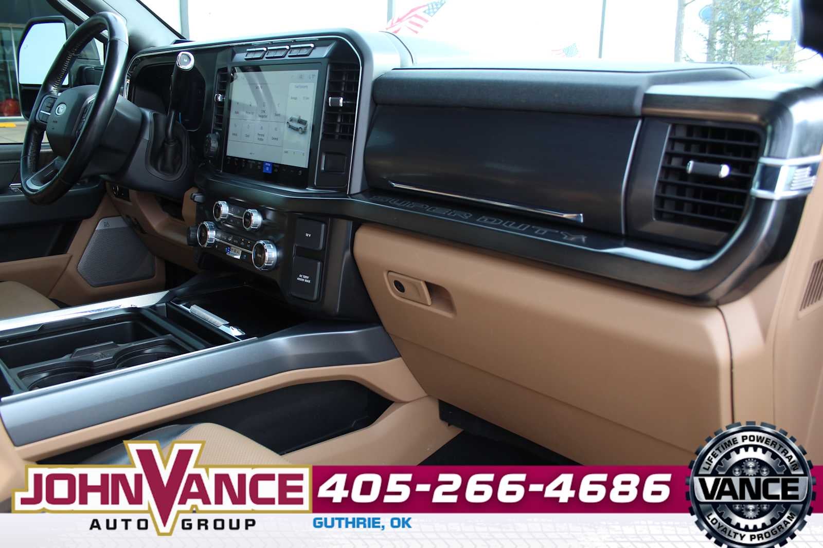 2024 Ford Super Duty F-350 DRW LARIAT