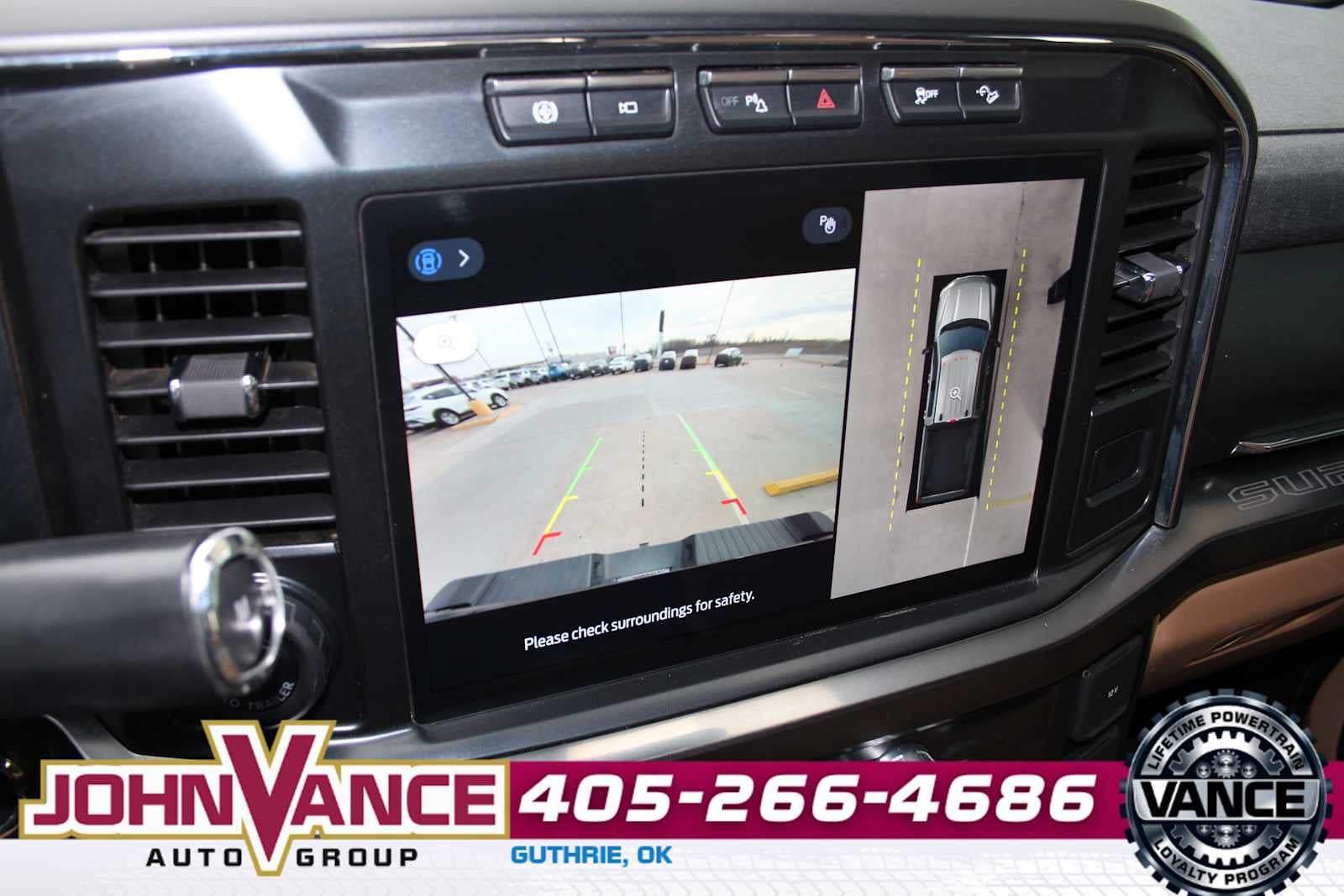 2024 Ford Super Duty F-350 DRW LARIAT