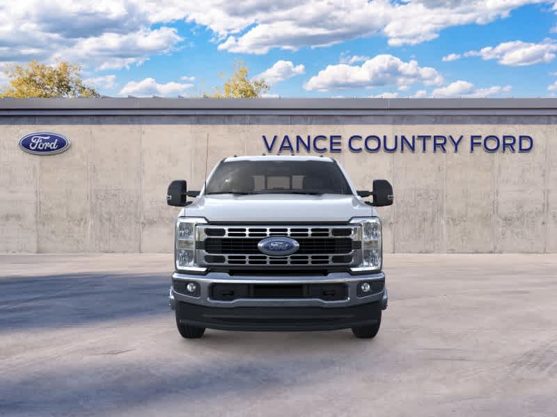 2026 Ford Super Duty F-350 DRW Pickup XLT