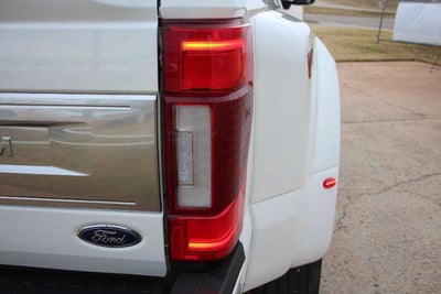 2022 Ford Super Duty F-450 DRW Platinum