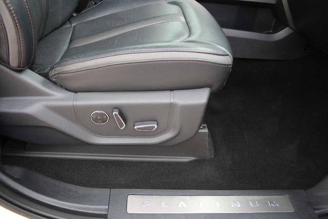 2022 Ford Super Duty F-450 DRW Platinum
