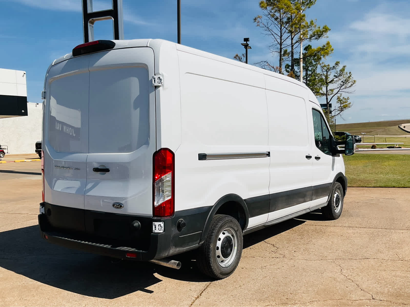 2025 Ford Transit Base