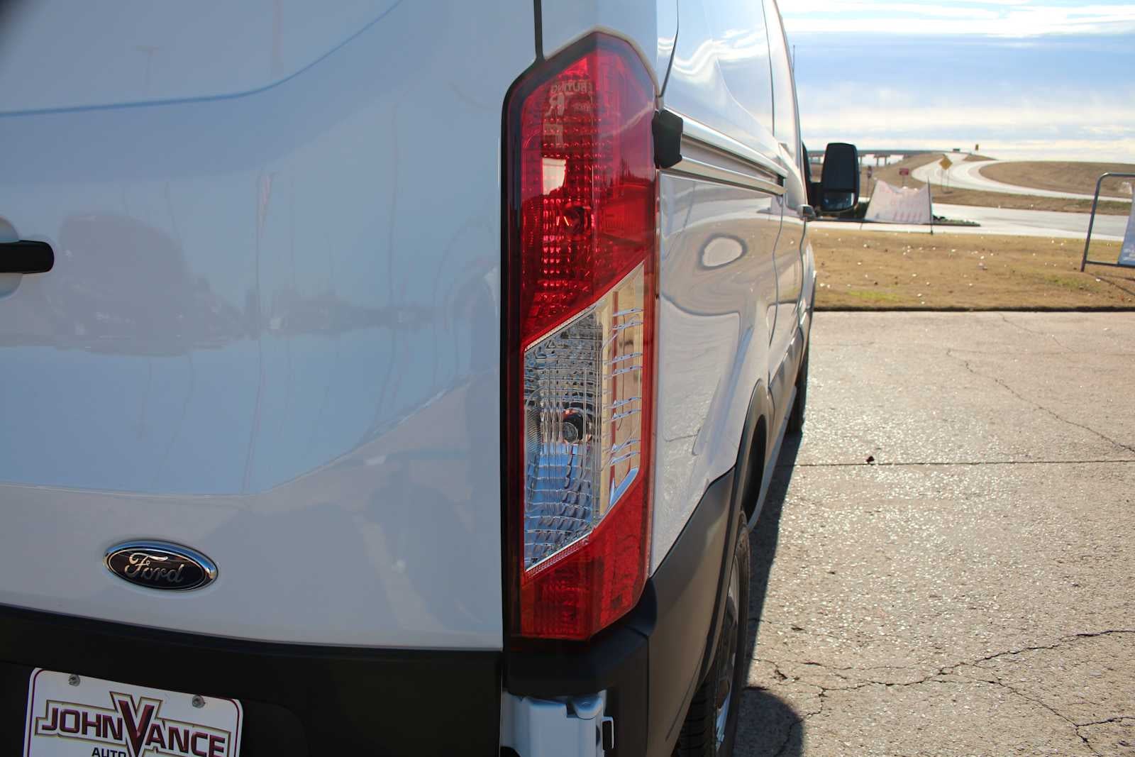 2024 Ford Transit Base