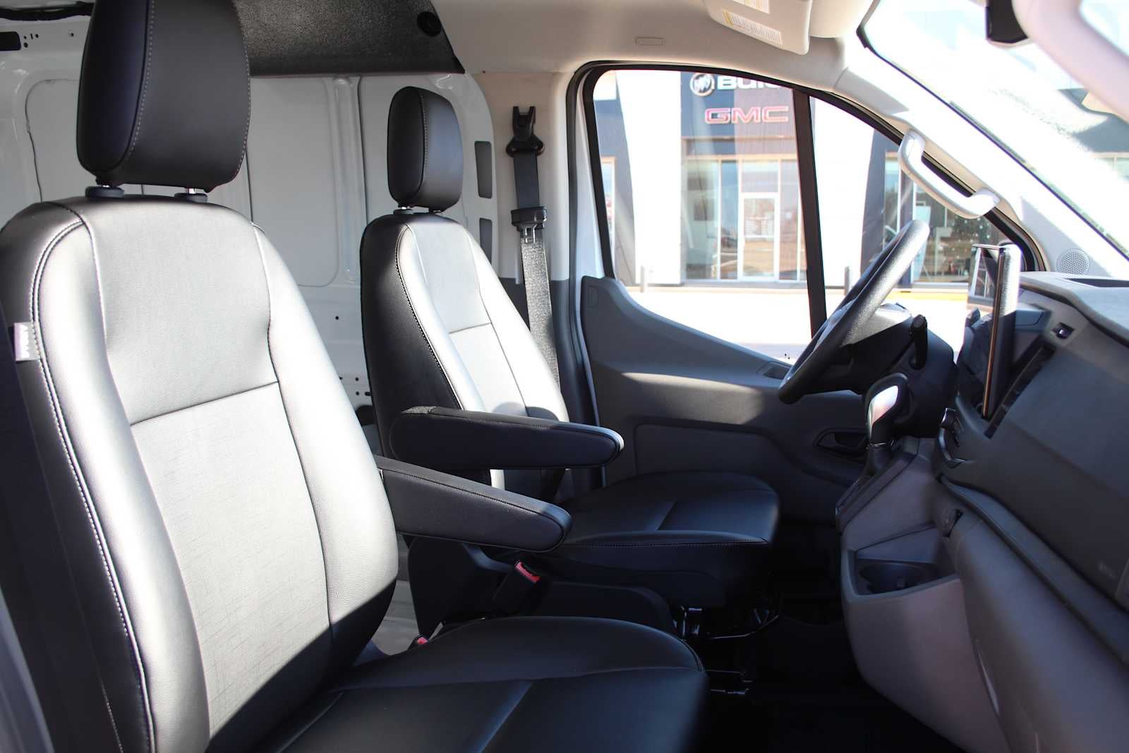 2024 Ford Transit Base