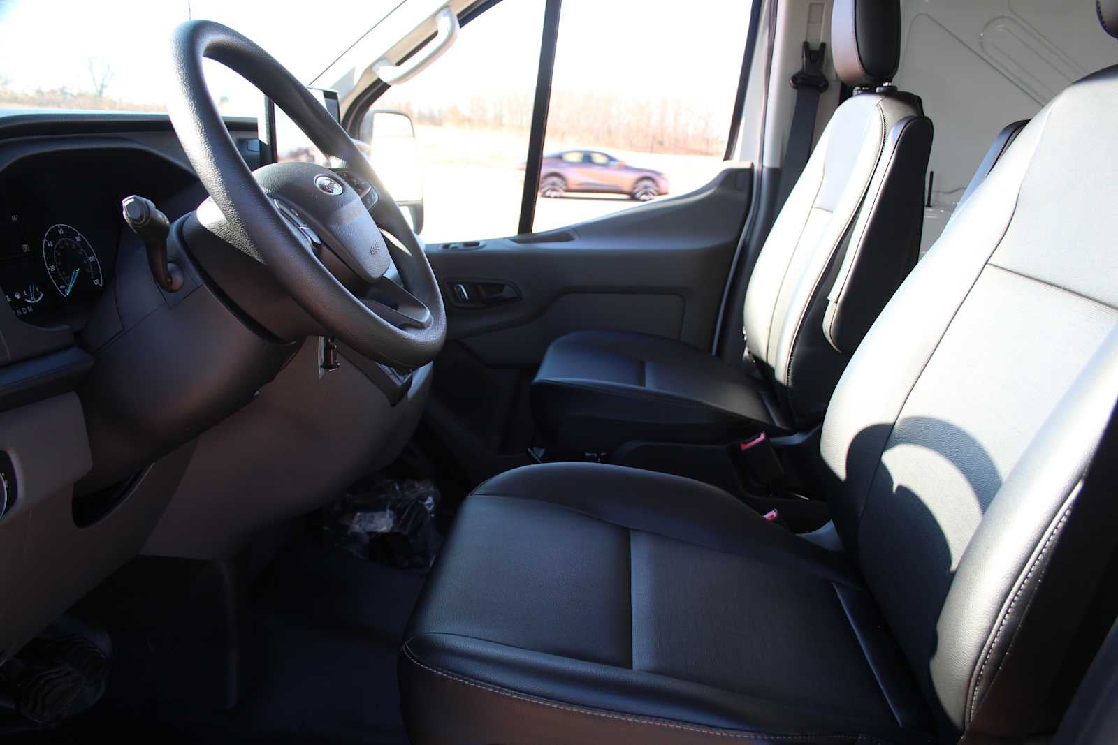 2024 Ford Transit Base